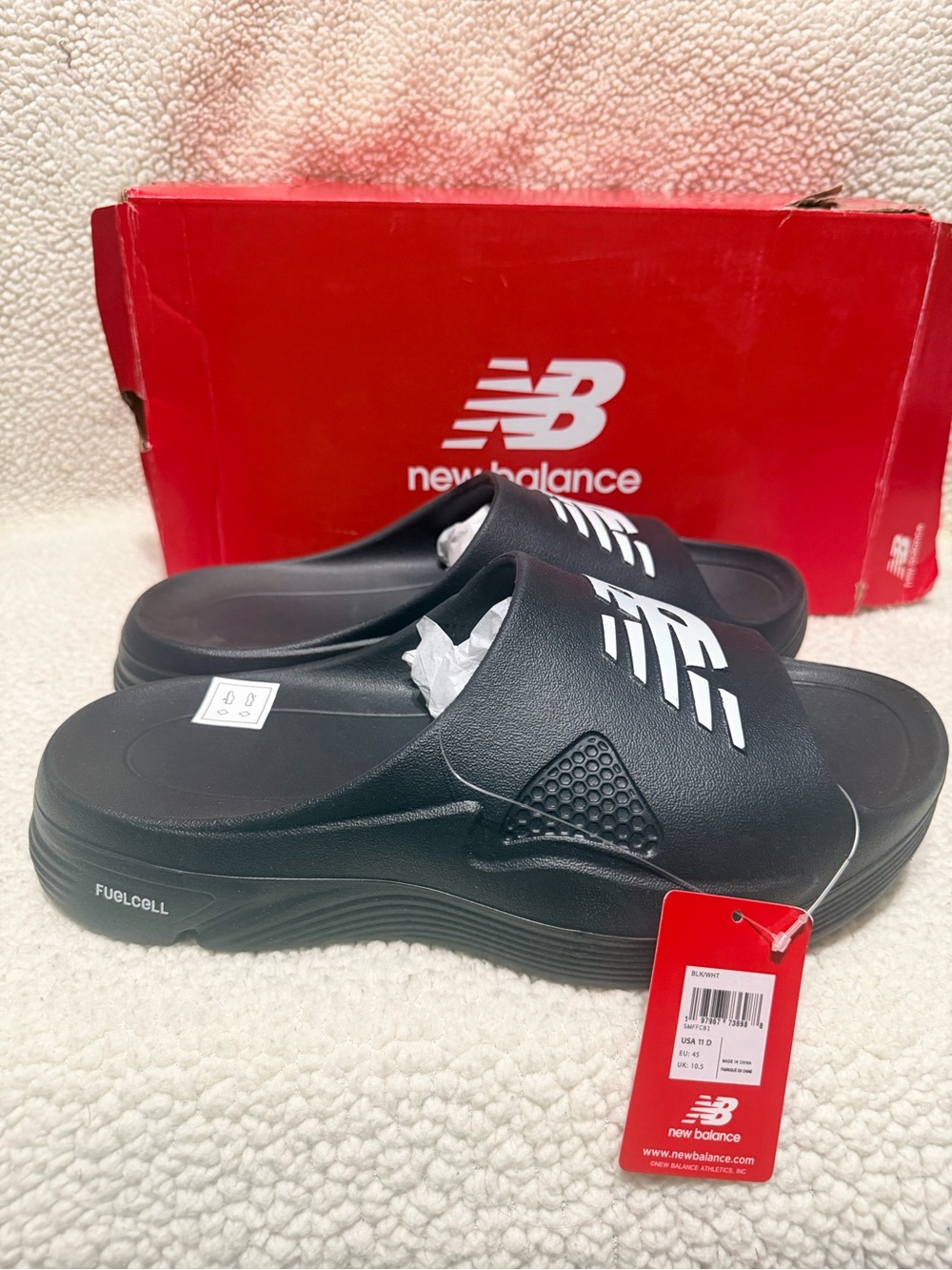 Unisex New Balance Fuel Cell SL with White Logo Men’s Size 11 Women’s Size 12.5